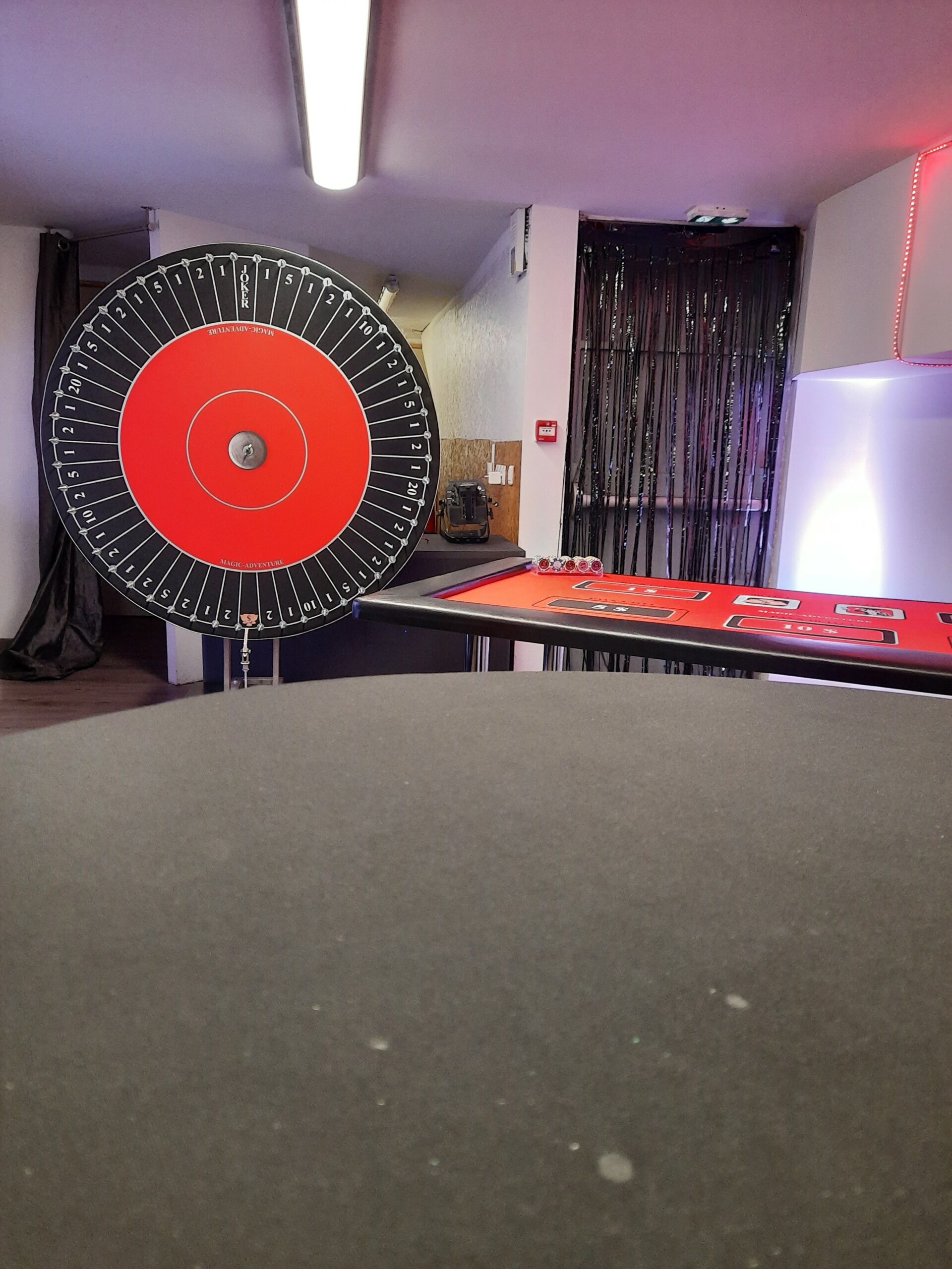 Table de jeu roue de la chance Casino Alsace