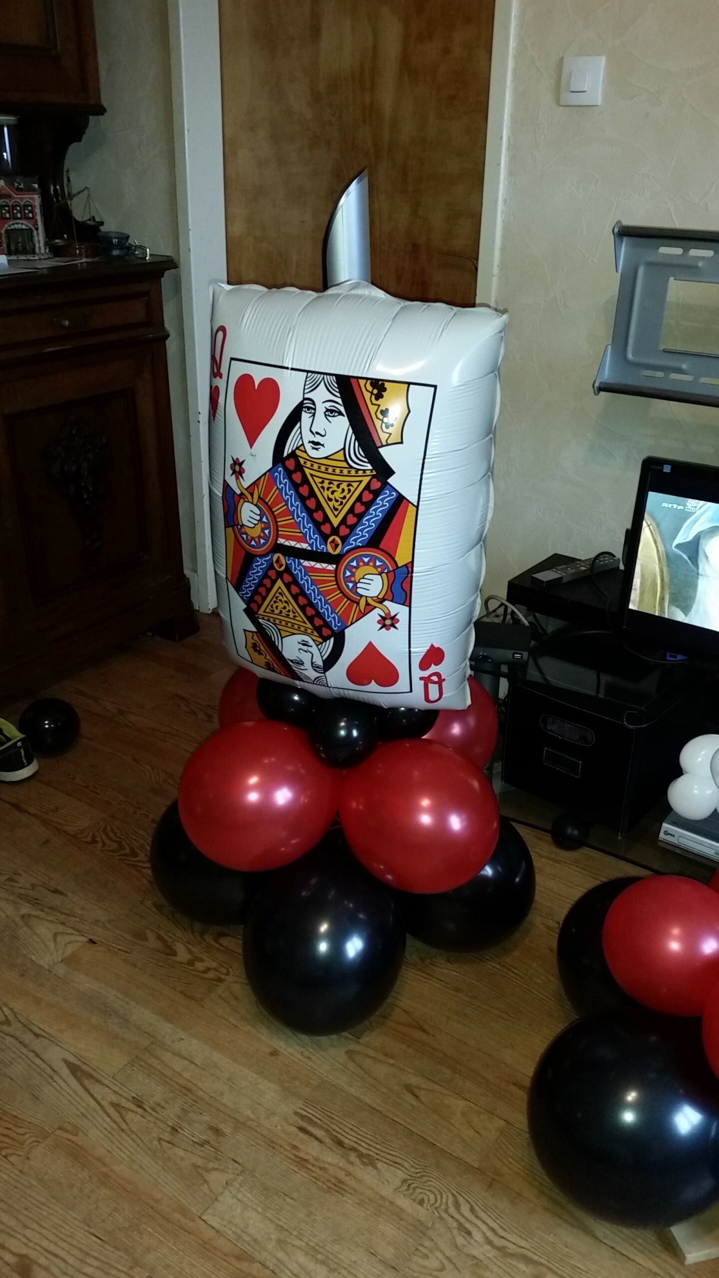 Décoration ballon casino reine de cœur